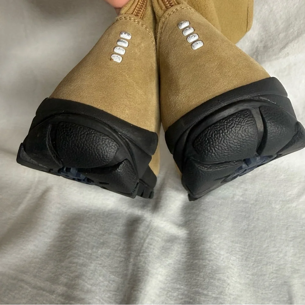 Land’s End Tan Outdoor Boots Size 9